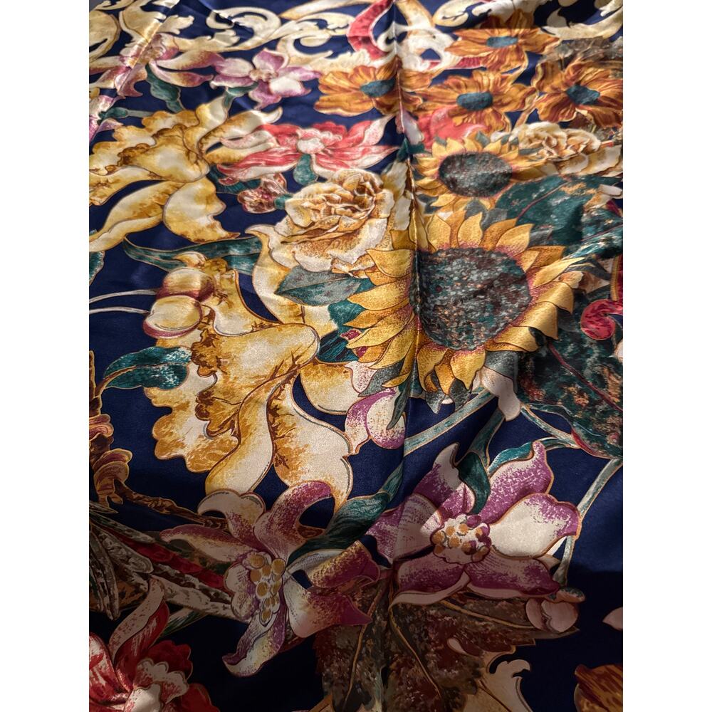 Chanel Vintage Oversize Scarf Fleurs Scagiola